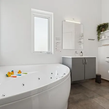 Snari - 700m From The Sea By Interhome Hébergement de vacances *