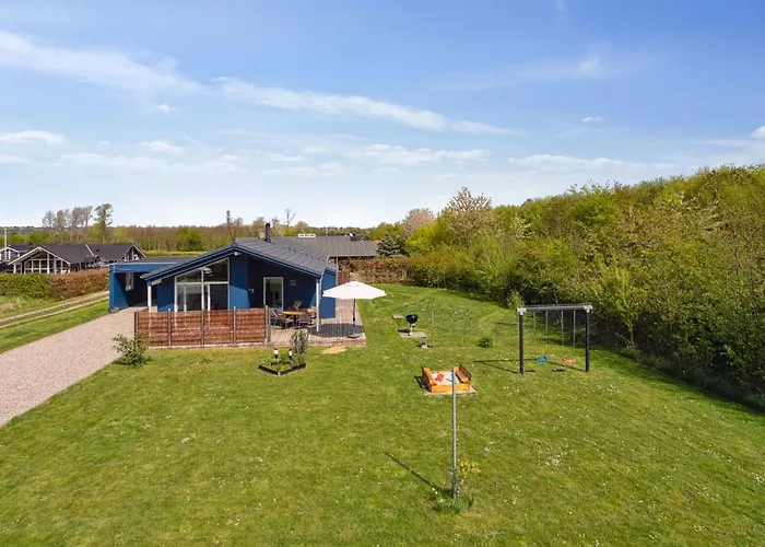 Snari - 700m From The Sea By Interhome